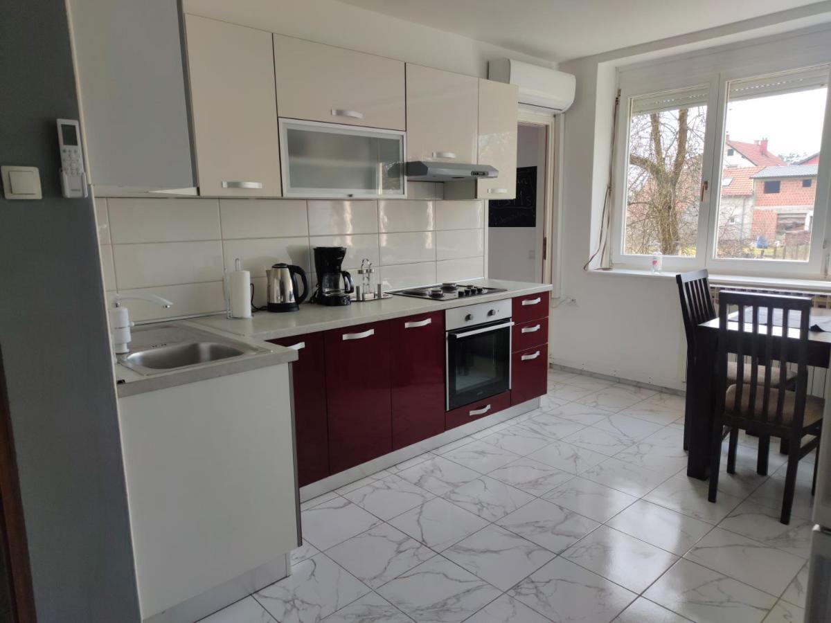 Appartement Apartman M&M'S à Karlovac Extérieur photo