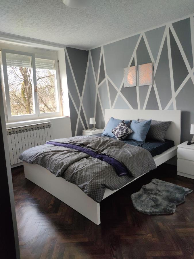 Appartement Apartman M&M'S à Karlovac Extérieur photo
